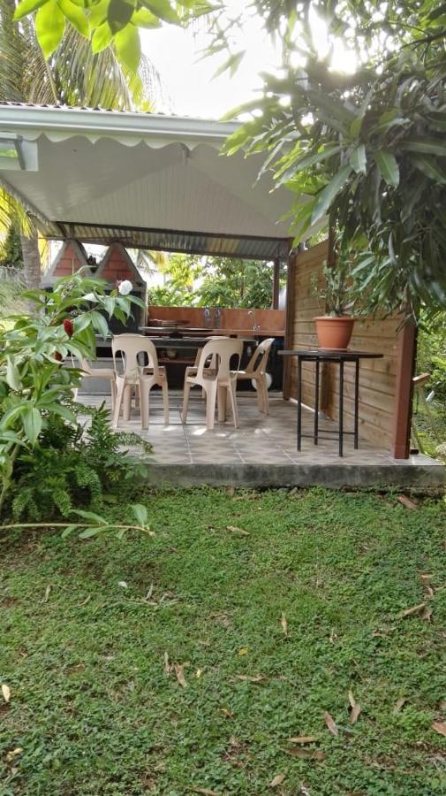 Philippe & Arlette Smith Apartment แซ็งต์-ลูซ ภายนอก รูปภาพ